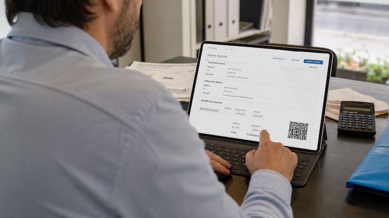Oficial | Casi 3 millones de autónomos podrán usar gratis la aplicación de Hacienda para facturar: cómo funciona