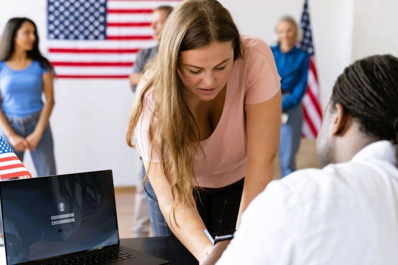 Estados Unidos que no aceptará ningún pasaporte extranjero que haya sido tramitado en este momento