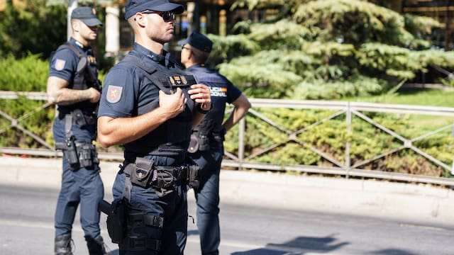 Confirmado | El Ministerio del Interior invertirá 200.000 euros para reforzar a la Policía Nacional con escopetas antidron y lanzagranadas para operaciones especiales