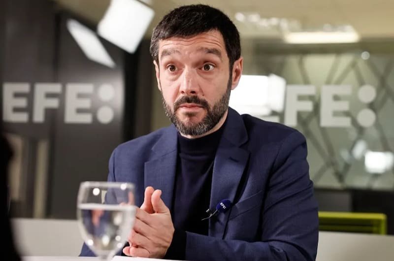 Oficial | El Gobierno aprueba 904 millones de euros para reforzar la atención a personas dependientes (Fuente: EFE)