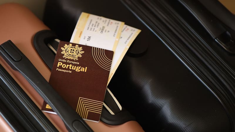 Oficial | Portugal impedirá la entrada y salida del país a quienes tengan el pasaporte vigente pero no cumplan este requisito obligatorio