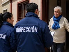 Oficial | Si un ciudadano recibe el IMV, pero Hacienda identifica consumos elevados con tarjetas de crédito, los bancos emiten una alerta
