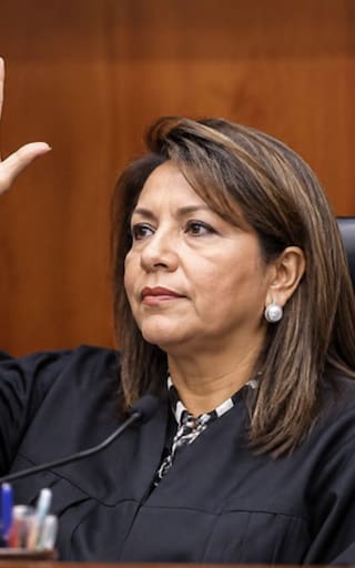 Oficial y confirmado | La Corte Suprema aprueba embargos del 50% del salario a las personas que infrinjan esta norma