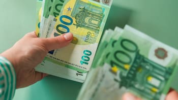 Confirmado por el BOE | El Gobierno activa nuevas ayudas para autónomos, trabajadores y familias: quiénes se benefician