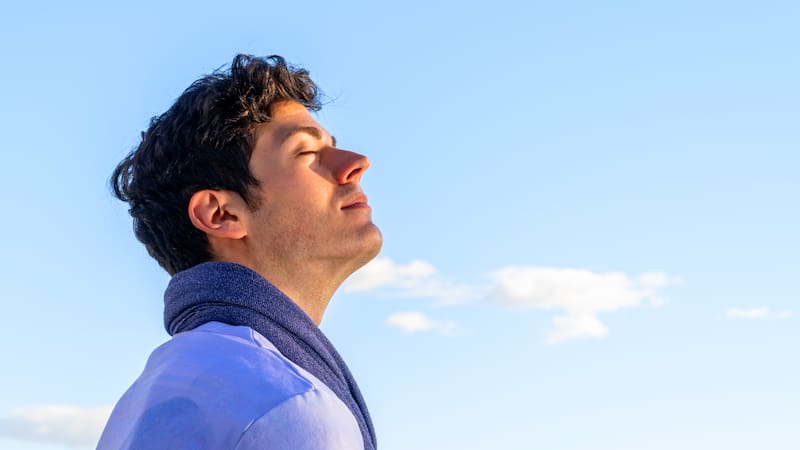 La pérdida del olfato puede manifestarse entre 5 y 10 años antes de los temblores del Parkinson. Foto (archivo)