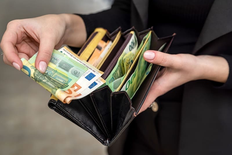 Se despiden las transferencias bancarias entre familiares: las multas del Gobierno para quienes superen estos montos (foto: archivo).