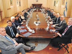 Rosca federal entre palos, zanahorias y caramelos