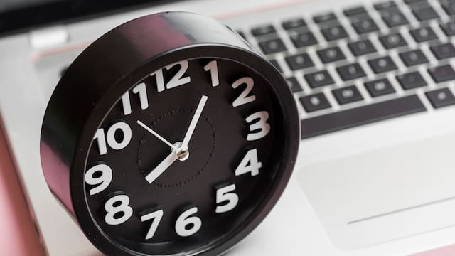 Golpe al trabajo empleo: los trabajadores del Estado ahora cobrarán el mismo sueldo por hacer menos tareas