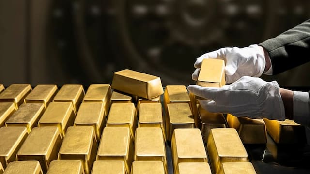 Invertir en oro: por qué la acción de una minera no siempre sigue al precio del metal