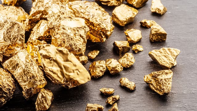 No es Dubái | El país que desenterró miles de toneladas de oro valuadas en millones de dólares y está en camino a convertirse en potencia mundial