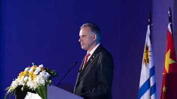 El presidente de la República habló ante más de 170 empresario en China, intentando atraer más inversores a Uruguay
