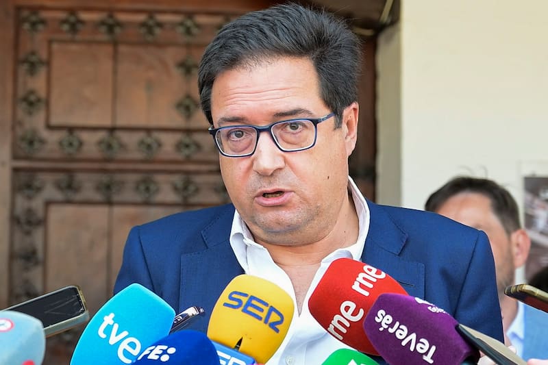 El ministro aseguró que el Gobierno activará “los mecanismos que hagan falta” y criticó el uso político de la justicia.