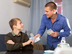 Marta Ruiz, analista económica: “Si unos padres ingresan 300 euros todos los meses a sus hijos para ayudar en la hipoteca y no se devuelven, se considera donación”