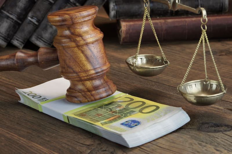 Oficial | El Gobierno de España fuerza a comunidades de vecinos a afrontar gastos de hasta 40.000 euros. Fuente: Shutterstock