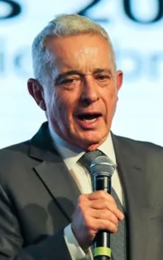 Golpe político en campaña: Paloma Valencia quiere a Álvaro Uribe en Defensa y sacude el escenario electoral