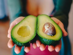 Adiós a los aguacates negros oxidados: te sorprenderá saber dónde debes guardar las paltas para que duren el triple de tiempo