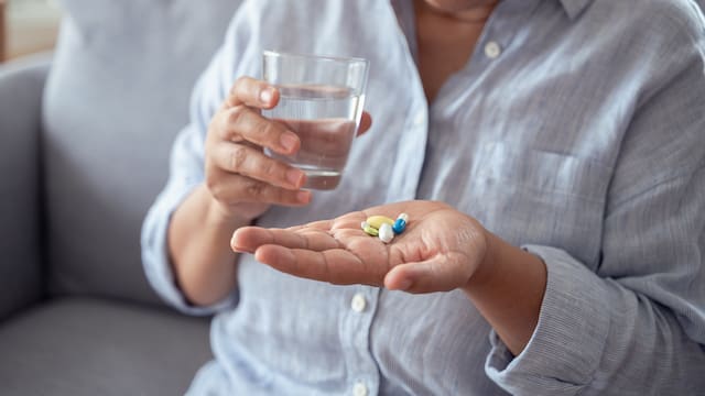 El Gobierno cambia el precio de los medicamentos: quiénes pagarán menos en la farmacia desde ahora