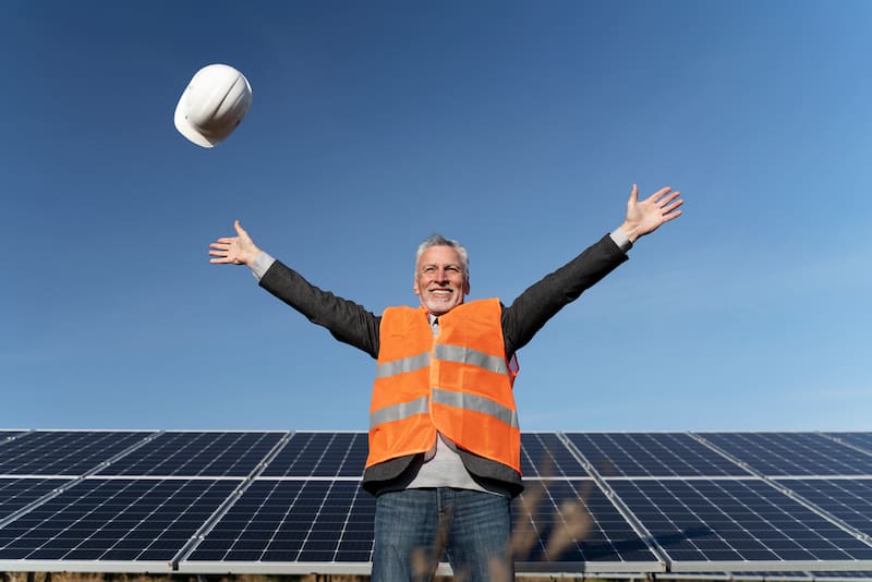 En proyectos como el de Rivas Vaciamadrid, el autoconsumo compartido permite a los residentes aprovechar la energía solar sin necesidad de tener una cubierta individual. (Foto ilustrativa)