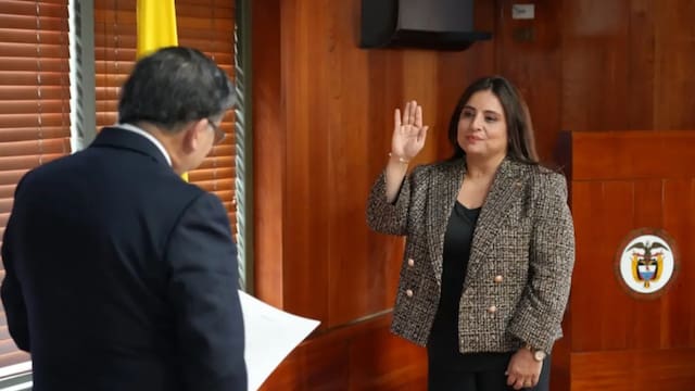 Cambio en la Corte Constitucional: Meneses fija postura ante tensiones con el Ejecutivo