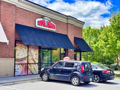 Papa John’s estrena socio en México: KM Capital operará los 44 restaurantes ya existentes de la cadena