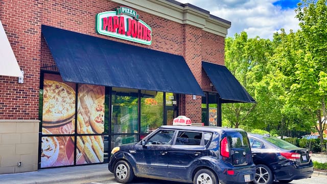 Papa John’s estrena socio en México: KM Capital operará los 44 restaurantes ya existentes de la cadena