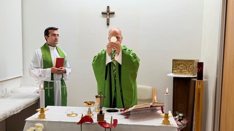 El papa León podría volver a dar misa el domingo.