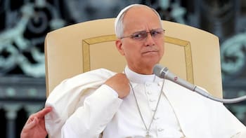 Nuevo parte médico del papa León XIV: pasó “una noche tranquila” tras ser operado por un cáncer de pulmón