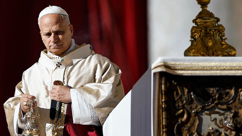 FOTODELDÍA - CIUDAD DEL VATICANO, 23/11/2025.- El Papa León XIV preside la Santa Misa del Jubileo de los Coros y de la Sociedad Coral, en la Plaza de San Pedro, en la Ciudad del Vaticano, el 23 de noviembre de 2025. EFE/ANGELO CARCONI