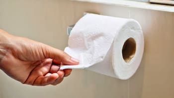 Adiós al papel higiénico: la nueva opción para baños que ya lo está reemplazando en todo el mundo