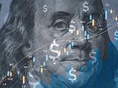 Dólar, inflación y “motosierra”: las nuevas proyecciones de los economistas para los próximos meses