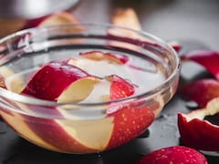 Tomar el agua de la cáscara de manzana: para qué sirve y por qué recomiendan hacerlo
