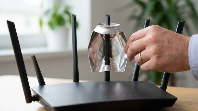 Para qué sirve poner una lata de gaseosa en el router y por qué lo recomiendan