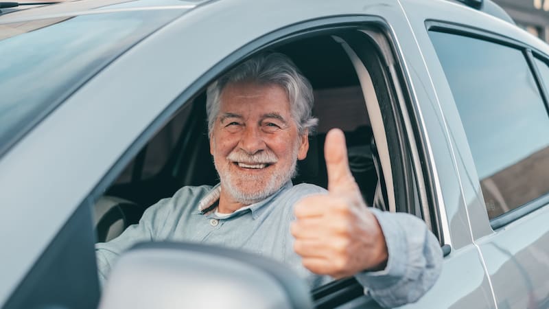 Para seguir manejando a partir de los 65 años, la renovación ya no es automática. (Fuente: Shutterstock)