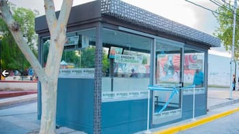 Orgullo nacional: la localidad argentina que abrió la primera parada de colectivo con calefacción para no pasar frío