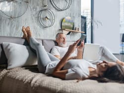 Quiere ser el “Netflix de los libros” y se mete en la “guerra” de las telcos: busca crecer a tasas “brasileñas”