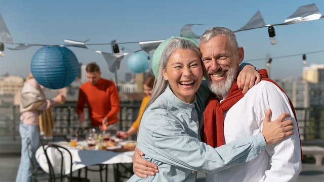 Es oficial | España vuelve a liderar el ranking de mayor expectativa de vida de la UE: cuáles son las regiones que se destacan