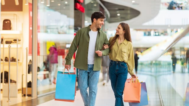 Centros comerciales bajo nuevas reglas: ahora podrán retirar a clientes que no consuman o permanezcan mucho tiempo en sus espacios