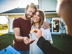 Nuria Vargas, abogada especializada: “Si recibes una donación de una vivienda de tus padres es importante que se formalice en un documento público”