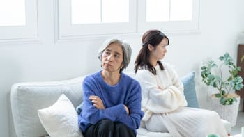 Cambia la cuota alimentaria para padres: hijos no deberán pagarla en estos casos