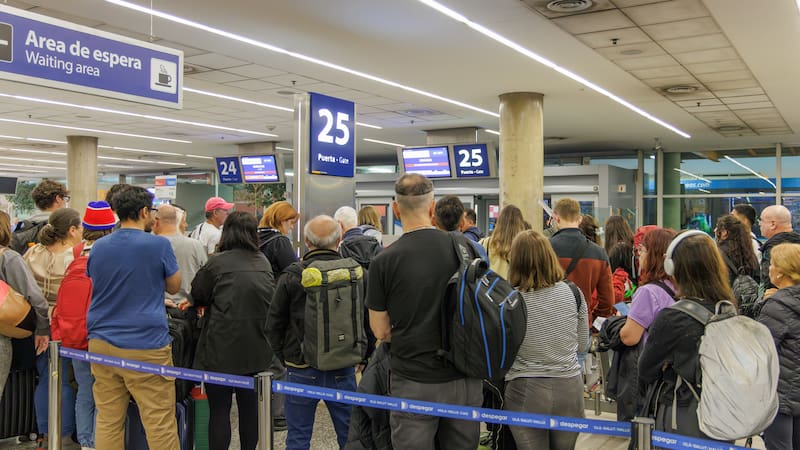 Paro nacional y vuelos afectados: una por una, todas las aerolíneas que reprograman, cancelan y ajustan sus operaciones este jueves 19.