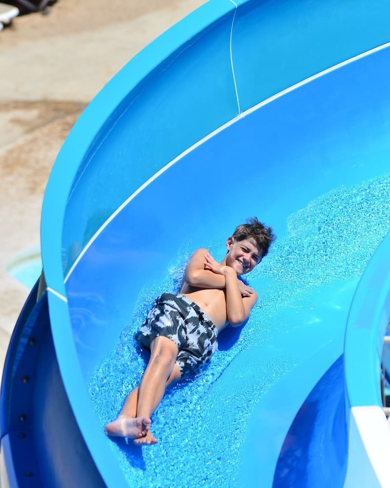 Este parque acuático tendrá una pileta con olas artificiales.