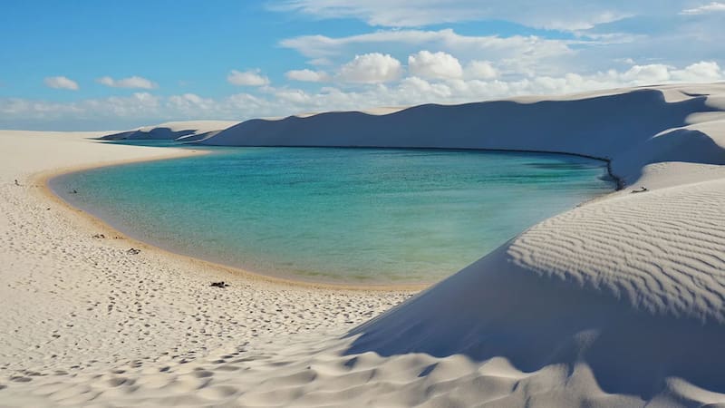 El Parque Nacional de los Lençóis Maranhenses está en Brasil