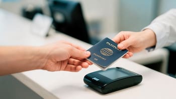 Viajar en avión sin pasaporte estadounidense: qué documentos acepta la TSA para abordar un vuelo dentro del país