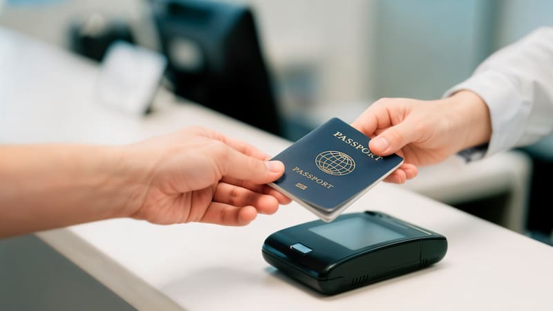 Conoce cuáles son las opciones alternativas para viajar cuando no se tiene un pasaporte.