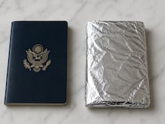 Envolver el pasaporte en papel de aluminio: para qué sirve y por qué lo recomiendan antes de un vuelo