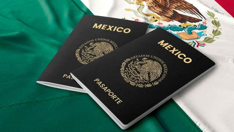 Trámite del pasaporte mexicano. Fuente: Shutterstock