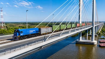 Vuelve un histórico tren entre dos naciones latinoamericanas: avanzan las obras sobre este paso ferroviario tras casi una década