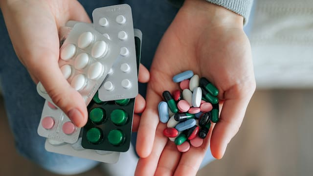 Cambian la entrega de medicamentos de Nueva EPS: estos son los nuevos operadores desde 2026