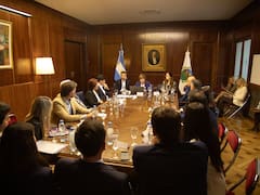 Bullrich busca aliados para alcanzar los 37 votos en el Senado y se reunirá con Villarruel