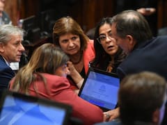 El Gobierno busca aprobar Propiedad Privada pero el escándalo con Adorni complica sus planes